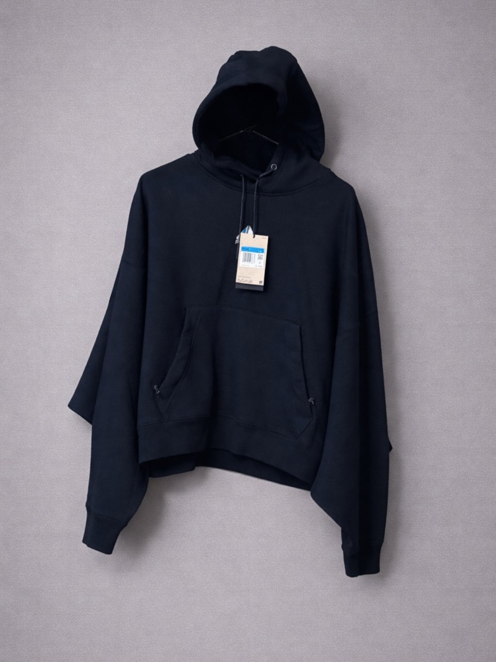 Nike women’s ACG therma fit oversized crop hoodie